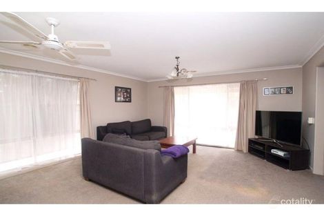 Property photo of 27 Gallway Drive Eaglehawk VIC 3556