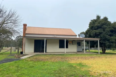 1 Dickson St E, Woomargama, NSW 2644