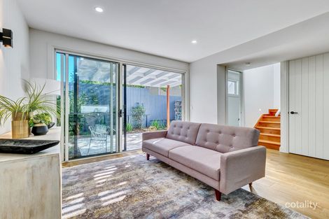 Property photo of 2/66 Woodhill Avenue Coorparoo QLD 4151