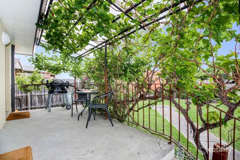 Property photo of 14 Mackenzie Street Reservoir VIC 3073