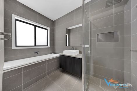 Property photo of 11 Glencoe Street Beveridge VIC 3753
