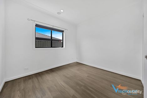 Property photo of 11 Glencoe Street Beveridge VIC 3753