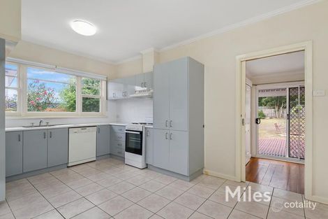 Property photo of 7 Dunstan Street Macleod VIC 3085
