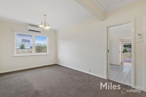Property photo of 7 Dunstan Street Macleod VIC 3085