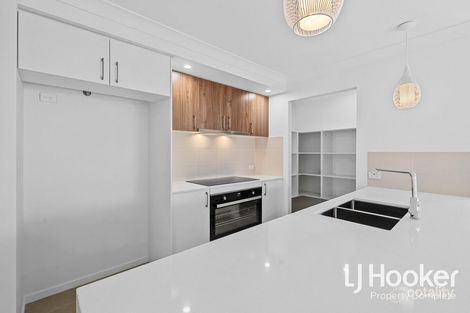 Property photo of 38 Petermann Circuit Yarrabilba QLD 4207