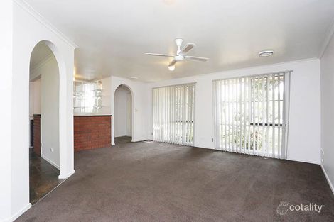 Property photo of 19 Shiraz Crescent Narre Warren VIC 3805