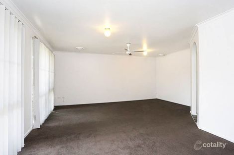 Property photo of 19 Shiraz Crescent Narre Warren VIC 3805