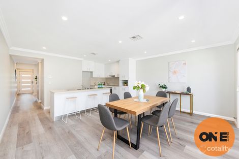 Property photo of 8 Potts Lane Potts Hill NSW 2143