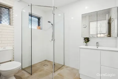 Property photo of 2/15 Russell Street Noosaville QLD 4566