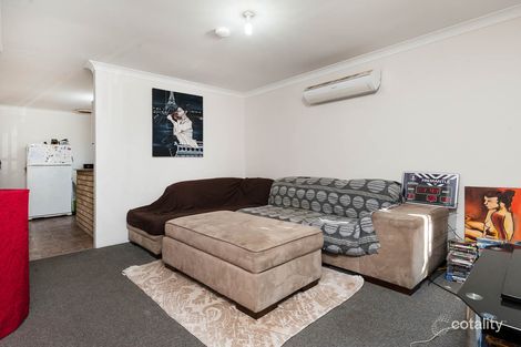 Property photo of 33 Tristram Gardens Parmelia WA 6167