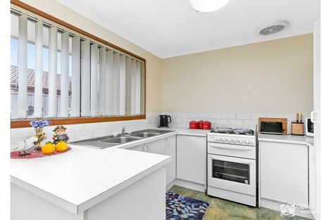 Property photo of 1 Don Drive Cranbourne West VIC 3977