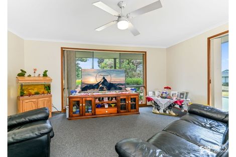Property photo of 1 Don Drive Cranbourne West VIC 3977
