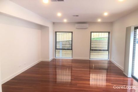 Property photo of 2/32 Blackburn Road Doncaster East VIC 3109