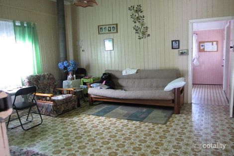 Property photo of 27 Curnow Street Crows Nest QLD 4355