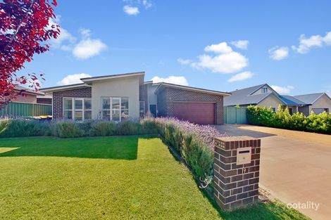 Property photo of 19 Augusta Avenue Dubbo NSW 2830