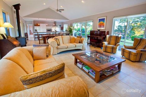 Property photo of 39 Nukklgup Loop Yallingup WA 6282