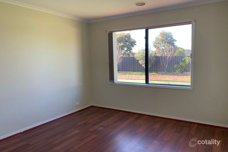 Property photo of 16 Sienna Place Point Cook VIC 3030