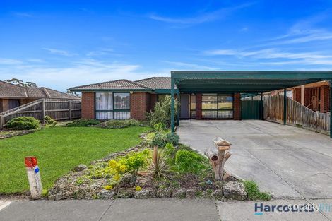 Property photo of 35 Lamont Crescent Cranbourne VIC 3977