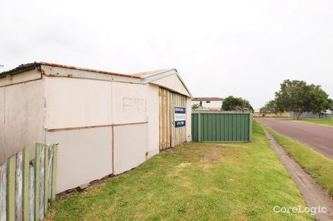 Property photo of 24 Marks Parade Marks Point NSW 2280