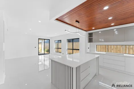 Property photo of 83 Everbloom Crescent Tarneit VIC 3029