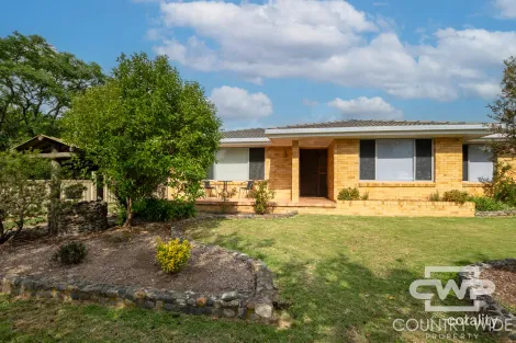 45 Lewis St, Glen Innes, NSW 2370
