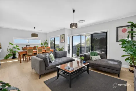 Property photo of 46 Solway Crescent Encounter Bay SA 5211