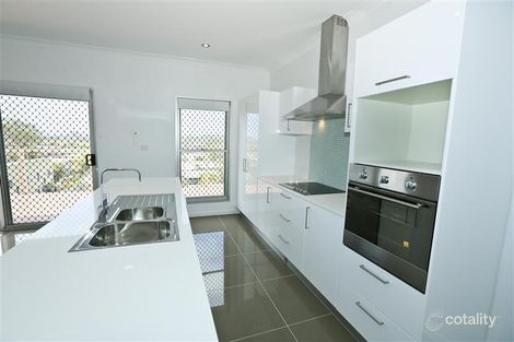 Property photo of 18 Ouston Place South Gladstone QLD 4680