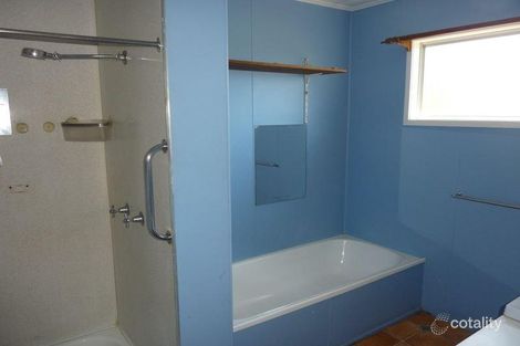 Property photo of 13 Middle Crescent Dysart QLD 4745