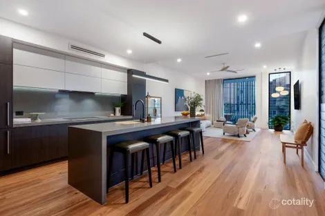 90 Seagull Ave, Mermaid Beach, QLD 4218