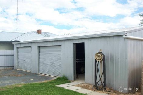 Property photo of 2 Warren Street Cootamundra NSW 2590