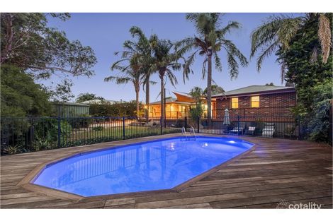 Property photo of 25 Armour Way Lesmurdie WA 6076