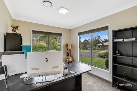 Property photo of 17 Lancaster Court Top Camp QLD 4350