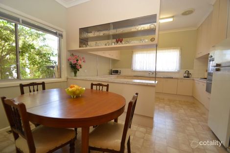 Property photo of 32 Kanana Crescent Wangaratta VIC 3677