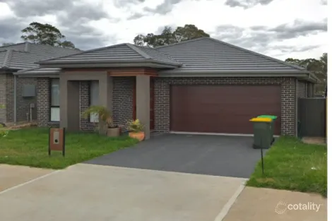 42 Arkley Ave, Claymore, NSW 2559