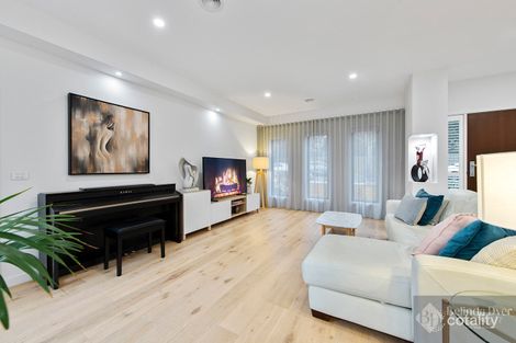 Property photo of 1/8 Nockolds Crescent Noble Park VIC 3174