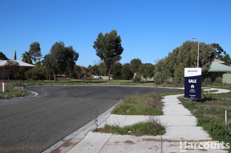 Property photo of 10 Lyons Court Horsham VIC 3400