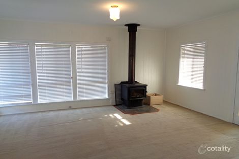 Property photo of 24 Wallen Street Miles QLD 4415