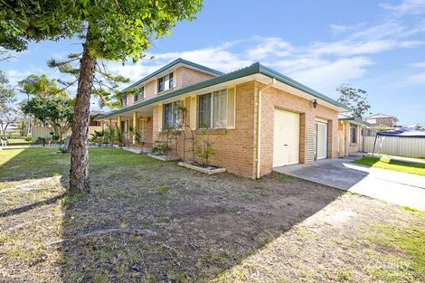 Property photo of 61 Oliveri Crescent Green Valley NSW 2168