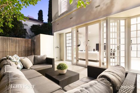 Property photo of 5/1A Carnarvon Road Caulfield North VIC 3161