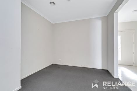 Property photo of 8 Ironwood Drive Point Cook VIC 3030