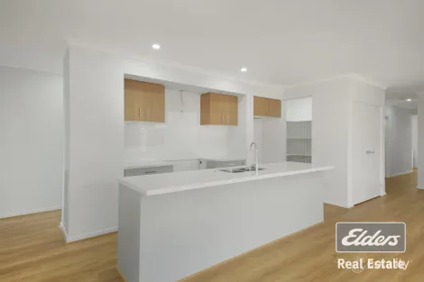 Property photo of 8 Astro Street Werribee VIC 3030