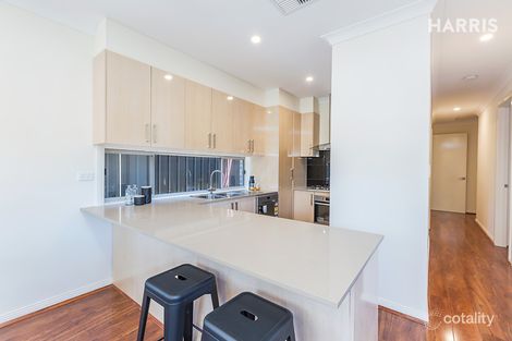 Property photo of 10 Thorne Crescent Mitchell Park SA 5043