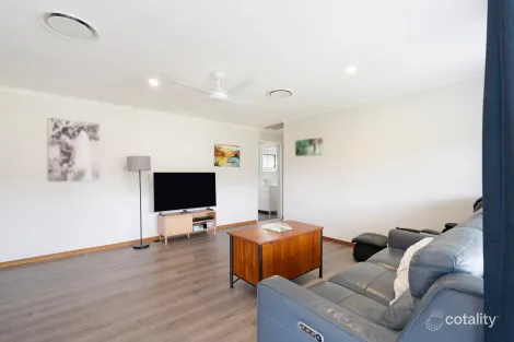 Property photo of 3 Paul Place Gorokan NSW 2263