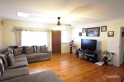 Property photo of 4 Hales Place Blackett NSW 2770