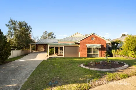 Property photo of 2 Kerferd Court West Wodonga VIC 3690