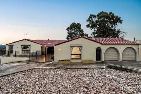 Property photo of 2 Bowey Avenue Salisbury Heights SA 5109