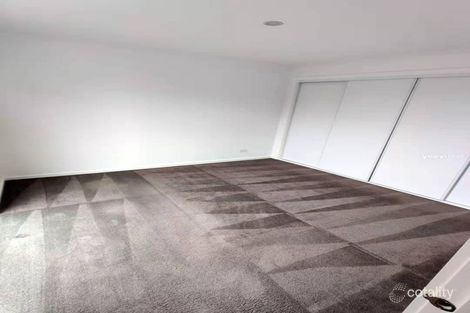 Property photo of 8/87 Middleborough Road Burwood VIC 3125