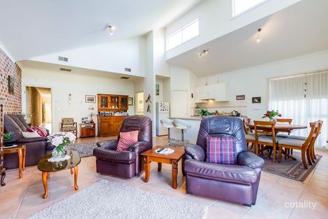 Property photo of 2/25 Collins Street Werribee VIC 3030