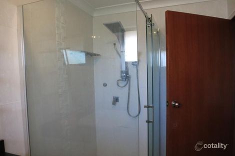 Property photo of 3 Dwyer Close Fairfield West NSW 2165