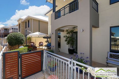 Property photo of 26 Torquay Pass Mindarie WA 6030